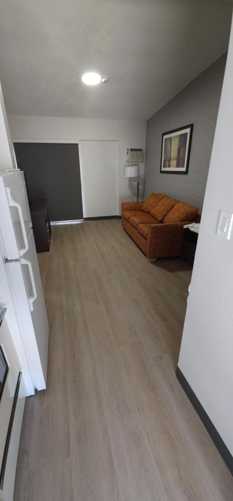 Riverside Motel Penticton Ngoại thất bức ảnh